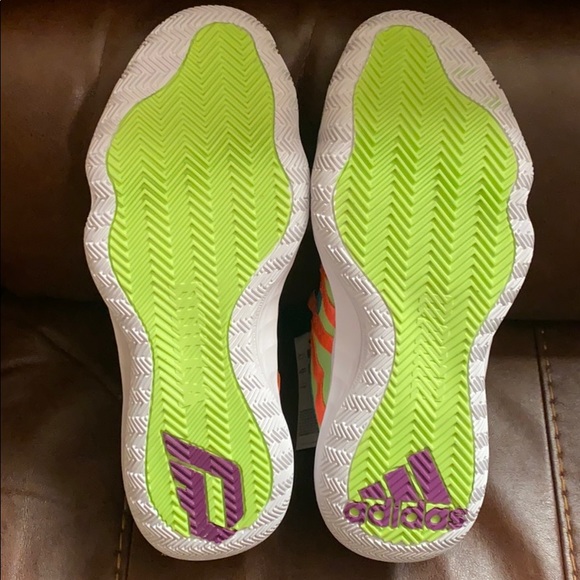 Damian Lillard 6 Purple Tongue - Picture 2 of 2